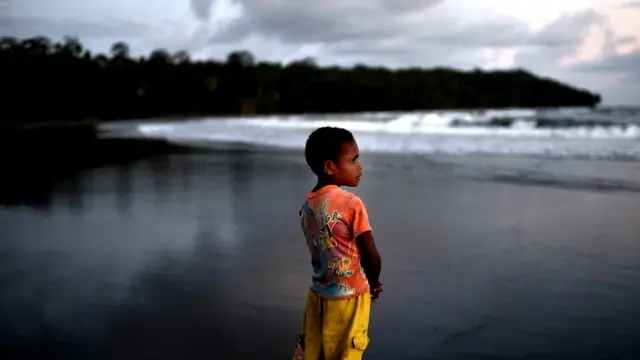 Житель Папуа-Новой Гвинеи