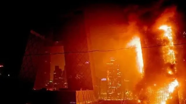 Zanga-zangar ta janyo kona wurare da dama