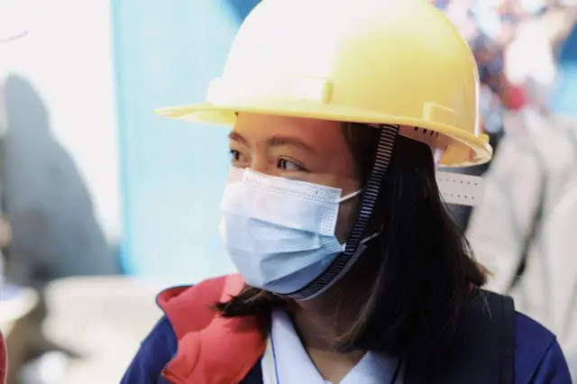 စစ်အာဏာသိမ်းအစောပိုင်းကာလ ဆန္ဒပြပွဲတွေမှာ မဝတ်ရည်အောင် ပါဝင်ခဲ့ပါတယ် 