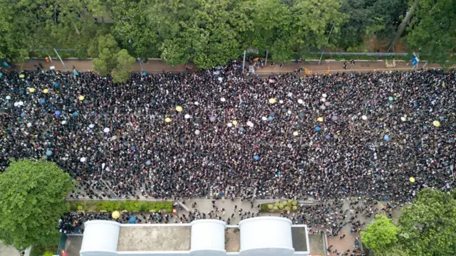 香港大规模集会游行