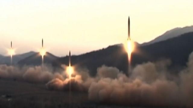 朝鲜官方媒体播放导弹发射的画面。