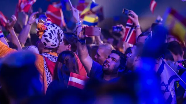 ఇన్‌ఫ్లుయెన్సర్ స్కామ్