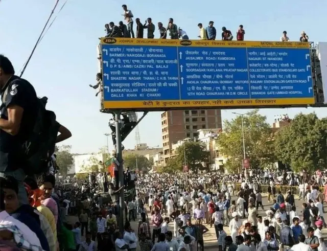બુલંદશહેરમાં લાખો મુસલમાન