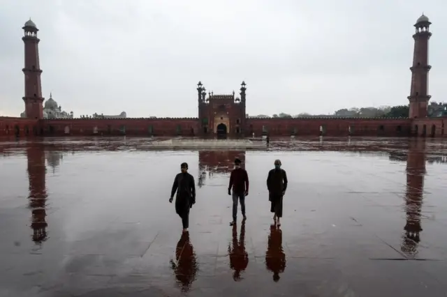 पाकिस्तान की मस्जिद