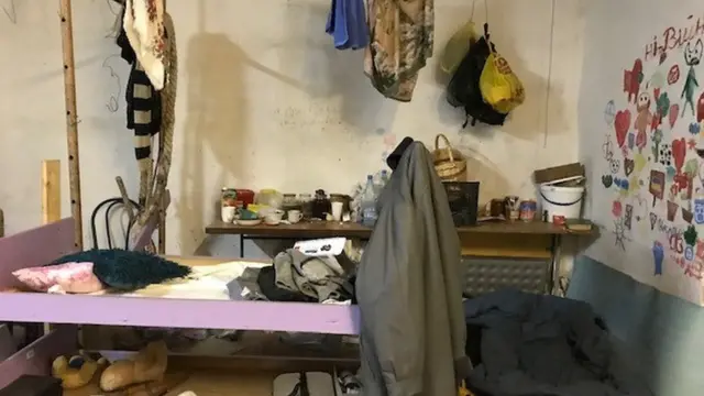 እቲ ምድር ቤት ነዚ ይመስል