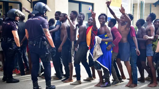 Des migrants entrés en territoire espagnole