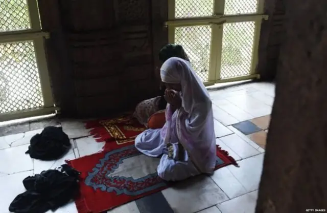 முஸ்லிம்