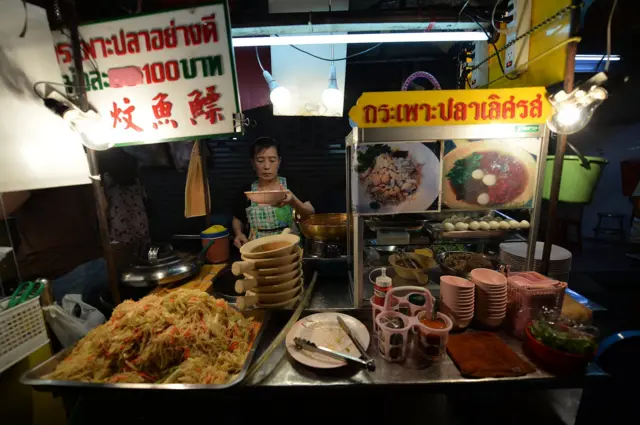 แม่ค้าขายของ