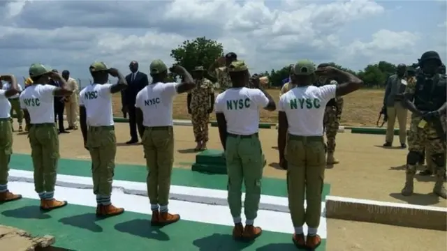 masu yi wa kasa hidima