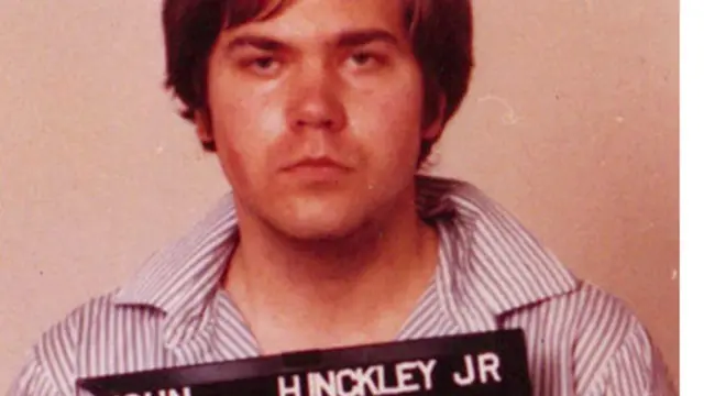 جان هېنکلي، چې د امریکا د پخواني ولسمشر رونالډ ریګن د وژلو هڅه یې کړې وه، په ۲۰۱۶ کال کې خوشی شو