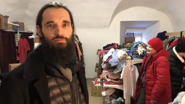 Pantalaimon Koroljev, iguman manastira Svetog trojstva-Danilov, kaže da je deci posebno potrebna pomoć