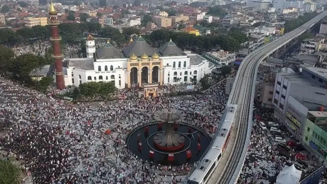 Suasana salat Idul Adha di Palembang