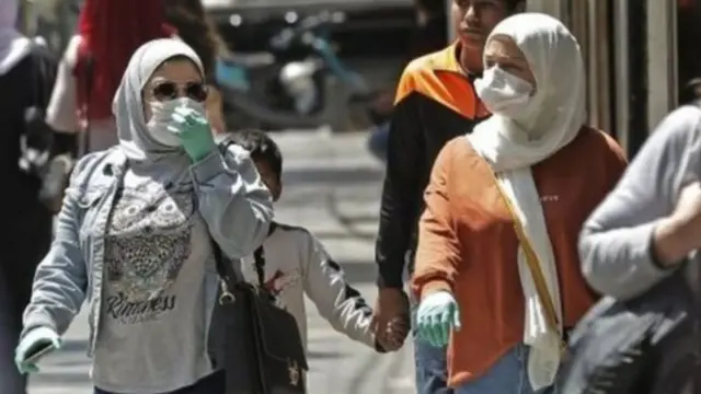 كانت منظمة الصحة العالمية قد أرسلت ما يقرب من 25 طنا من معدات الوقاية الشخصية إلى بيروت