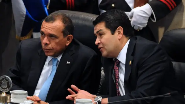 Porfirio Lobo y Juan Orlando Hernández