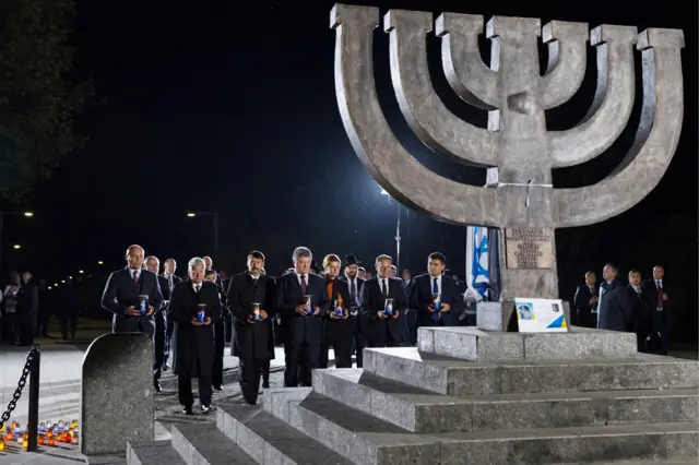 Петр Порошенко в Бабьем Яру, 2016