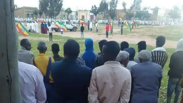 ህዝቢ ከተማ ዛላምበሳ ኣብ ስርዓተ ቀብሪ ብነታጒ ዝሞቶ ህፃናት