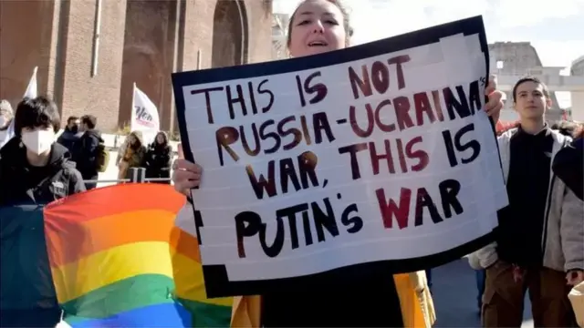 ਪੁਤਿਨ ਇਕੱਲੇ ਪੈ ਗਏ ਹਨ ਅਤੇ ਆਪਣੇ ਕੁਝ ਸਲਾਹਕਾਰਾਂ ਦੇ ਬਿਨਾਂ ਕਿਸੇ ਦੇ ਸੰਪਰਕ ਵਿੱਚ ਨਹੀਂ ਹਨ ਜੋ ਉਨ੍ਹਾਂ ਨੂੰ ਸੱਚ ਦੱਸ ਸਕੇ।