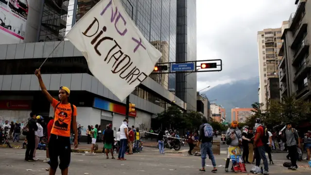 El país atraviesa una ola de protestas que ya acumula tres meses y medio.