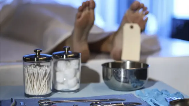 पोस्टमार्टेम