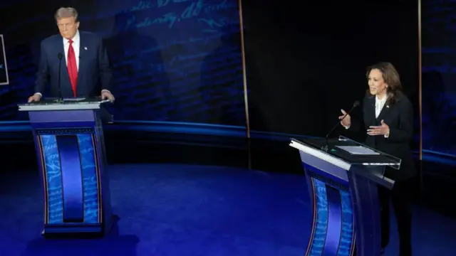 ထရမ့်နဲ့ ဟဲရစ် တစ်ယောက်ယောက် သမ္မတ ဖြစ်လာဖို့ရှိနေ