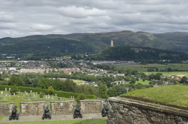 Вид на башню Уоллиса