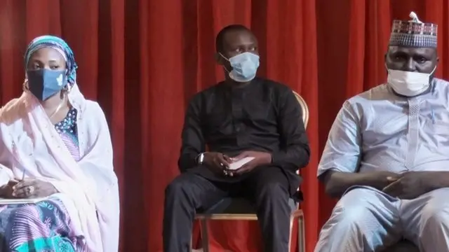 Batun da mutane suka fi yin tambayoyi a kai su ne Ilimi da kayan more rayuwa