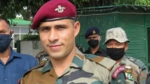 3 પૅરા સ્પેશિયલ ફોર્સિસના જવાન જિતેન્દ્રકુમાર જનરલ રાવતના પીએસઓ તરીકે ફરજ બજાવતા હતા