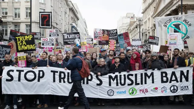 участники протеста