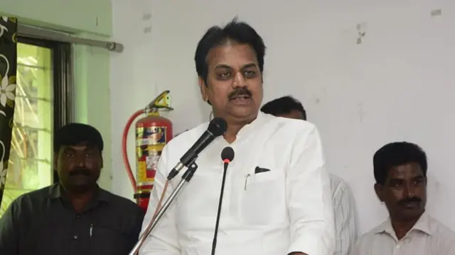 हर्षवर्धन पाटील