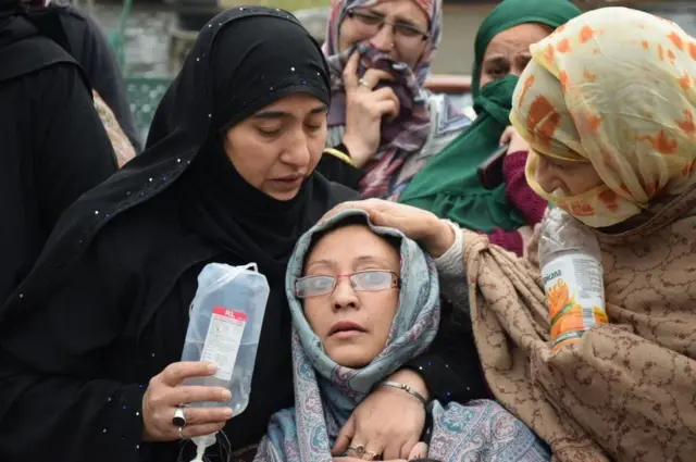 એહતેશામનાં માતા ઇરફાના