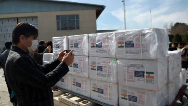 افغانستان ته د تيرې پرورۍ پر ۷ د هند جوړ واکسین اوله جوپه ورسېده.