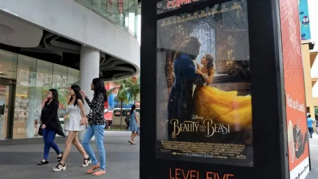 فيلم الجميلة والوحش