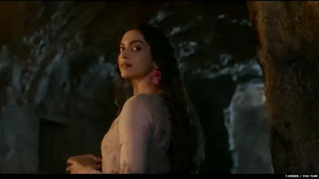 दीपिका पादुकोण