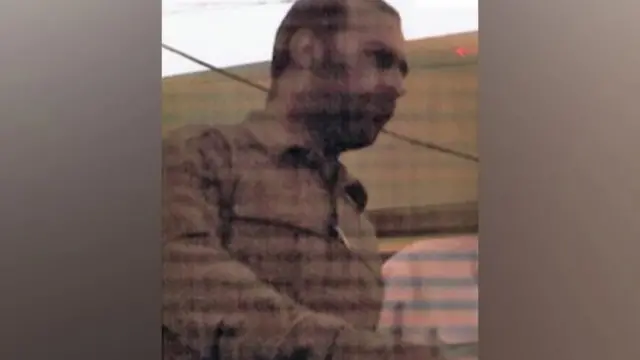 Ibrahim Avad al-Badri, kasnije poznat kao al-Bagdadi, snimljen 2003.