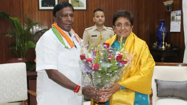 முதல்வர் நாரயணசாமி பிறப்பித்த தடை உத்தரவை ரத்து செய்தார் ஆளுநர் கிரண் பேடி