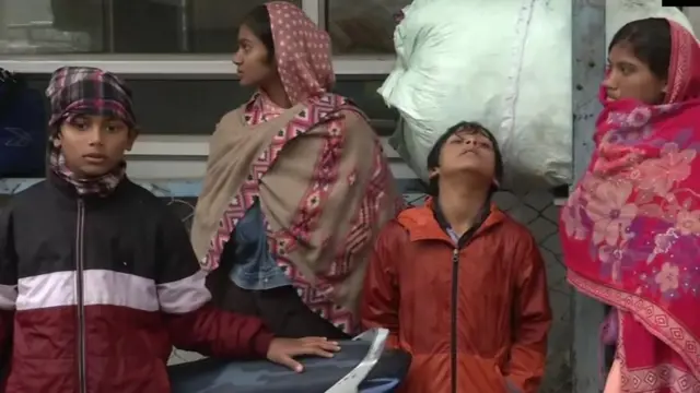 बाहर से घाटी आए मजदूर