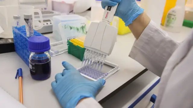 Investigadora del Instituto Gamaleya.