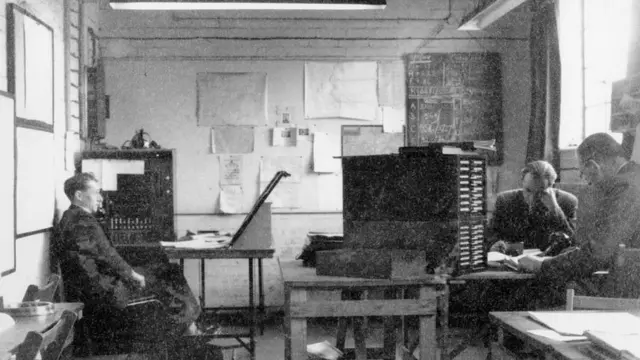 Los criptógrafos del servicio secreto británico se reunían en Bletchley Park, en Buckinghamshire, Inglaterra para analizar las comunicaciones de los nazis.