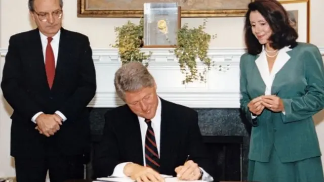 नैन्सी पेलोसी