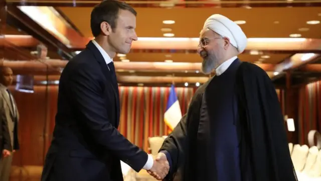 امانوئل میکخواں، حسن روحانی