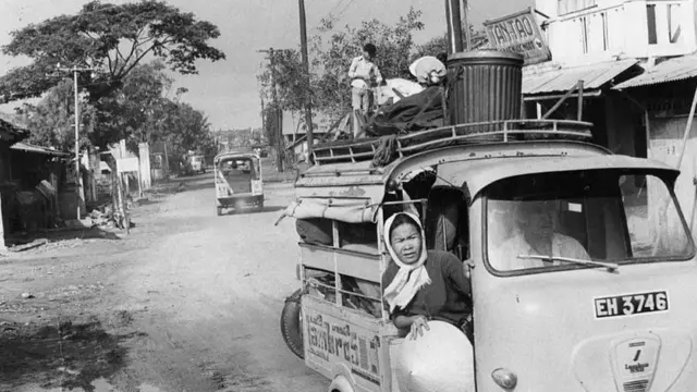 Cảnh chạy loạn ở Nam Việt Nam tháng Sáu 1974