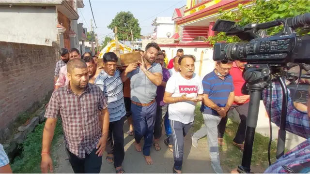 राहुल भट्ट की अंतिम यात्रा