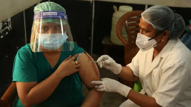 वैक्सीन