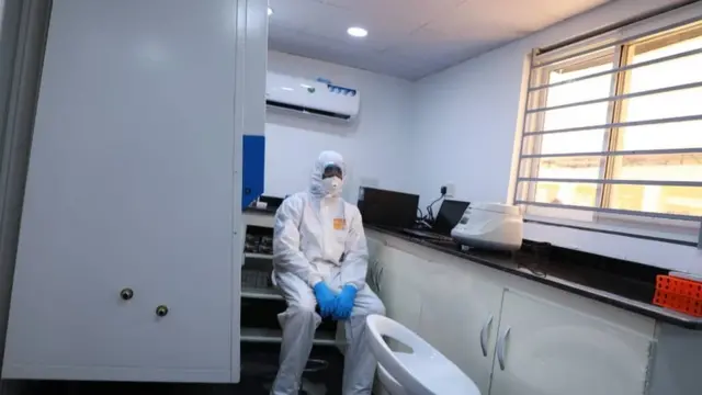 Likitan ya ce ya kamata a ci gaba da daukar matakan kariya