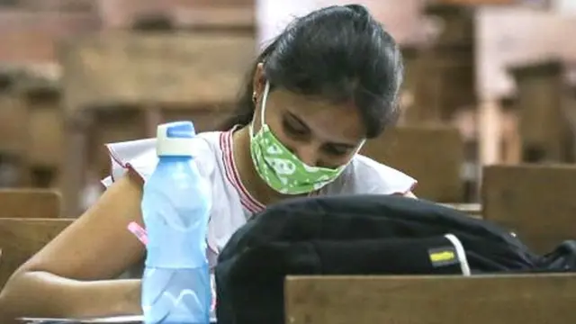 હેડ ક્લાર્ક પરીક્ષા પેપર લીક (પ્રતીકાત્મક તસવીર)