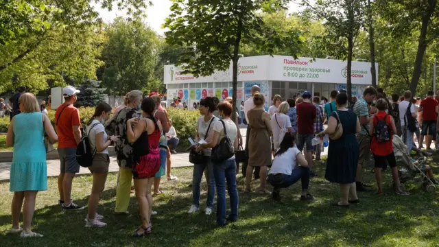 Очередь на вакцинацию