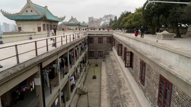 ውሃን ዩኒቨርስቲ