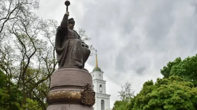 У 2016 році пам'ятник Мазепі відкрили у Полтаві