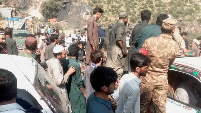 درہ آدم خیل میں کوئلے کی کان