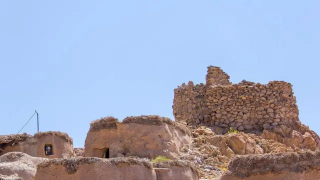 Жители деревни Махуник надеются, что "лилипутские" дома привлекут внимание туристов со всего мира